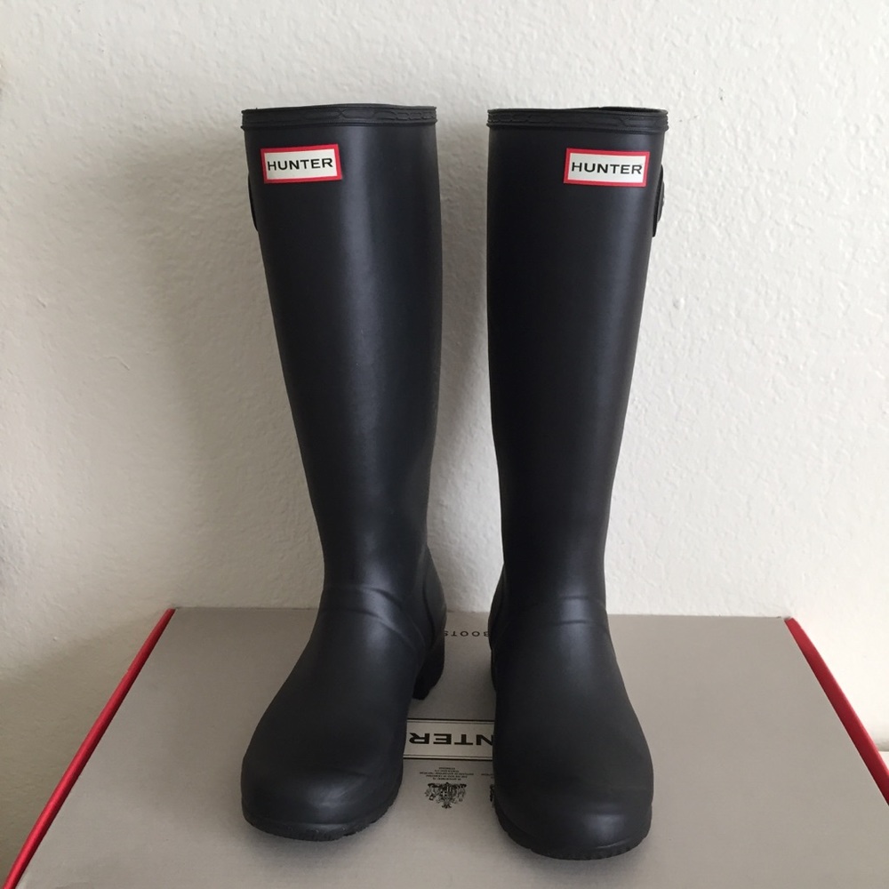 Hunter Rain Boots in Black - Picture 1 of 7